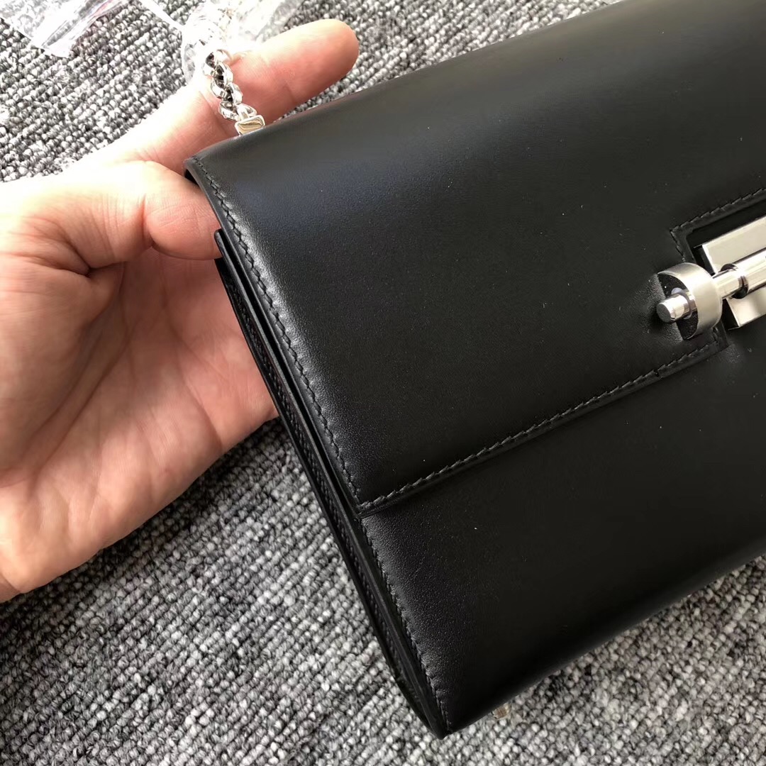 澳門專賣店 愛馬仕插銷包 Hermes Verrou 17.5cm Box皮 CK89黑色 Noir