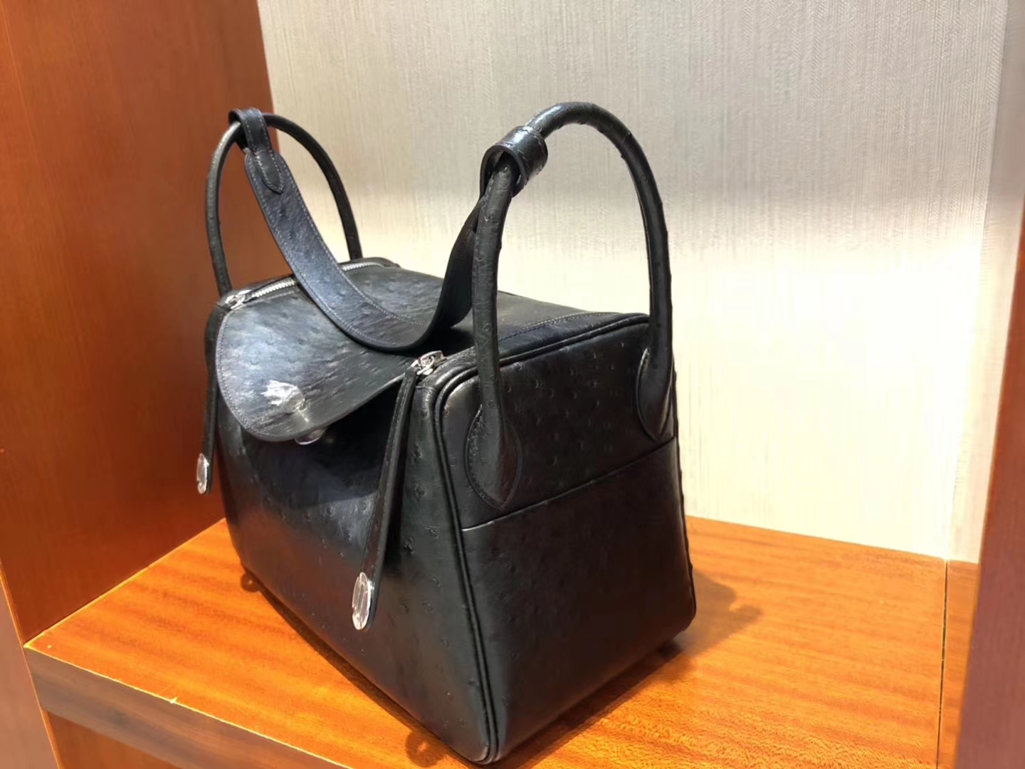 香港太古廣場專愛馬仕专賣店 Hong Kong Hermes lindy 30cm Ostrich CC89