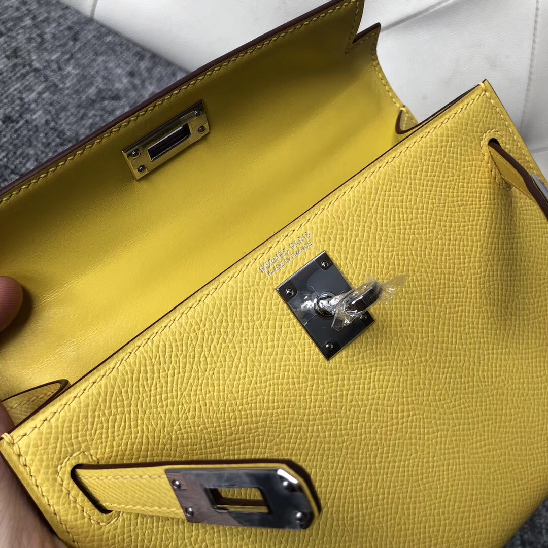 臺灣臺中市凱莉包價格 Hermes Kellymini二代 9O那不勒斯黃 Jaune de naples