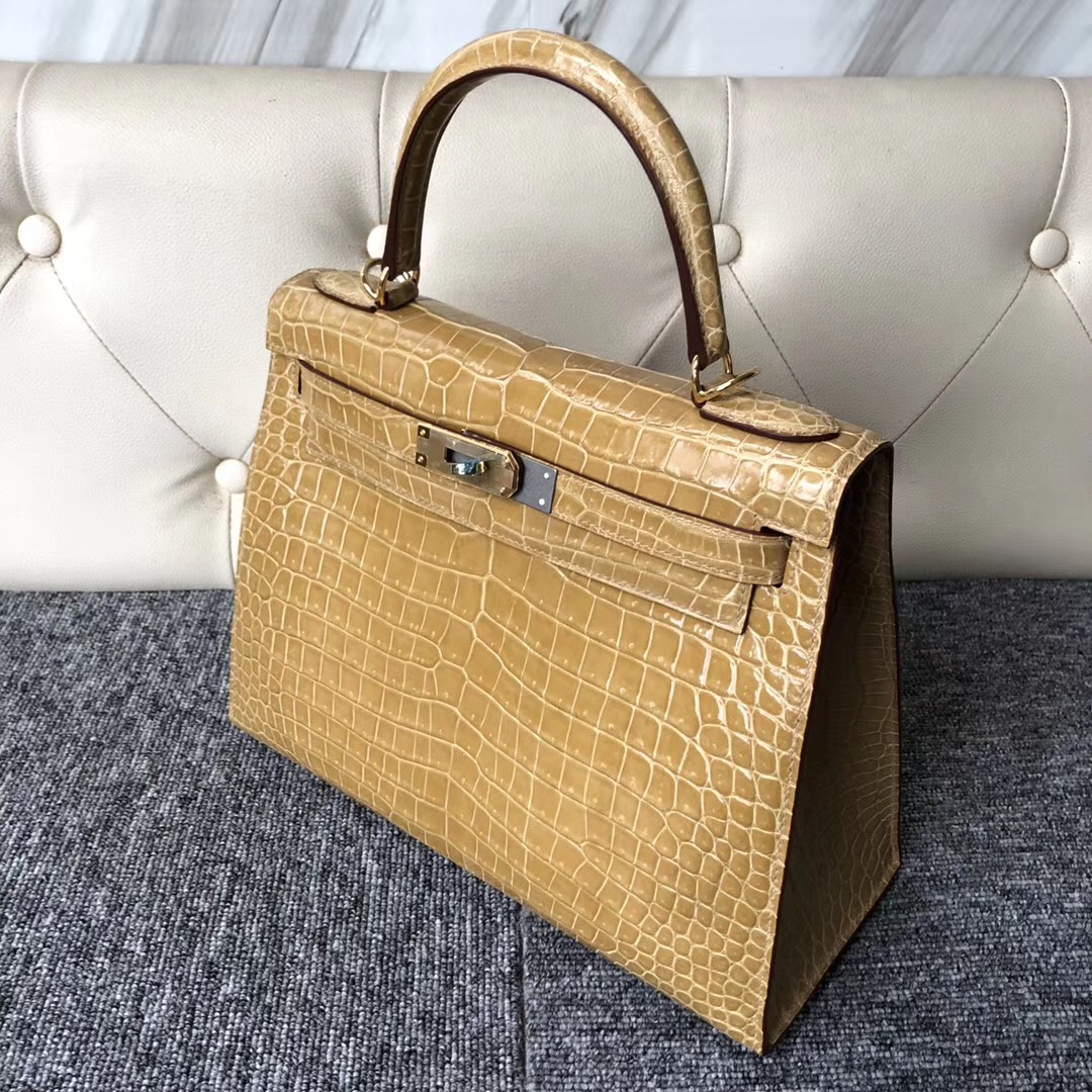 臺灣高雄凱莉包價格 Hermes Kelly 28cm 1C Poussiere淺杏色 HCP倒V 野生灣鱷