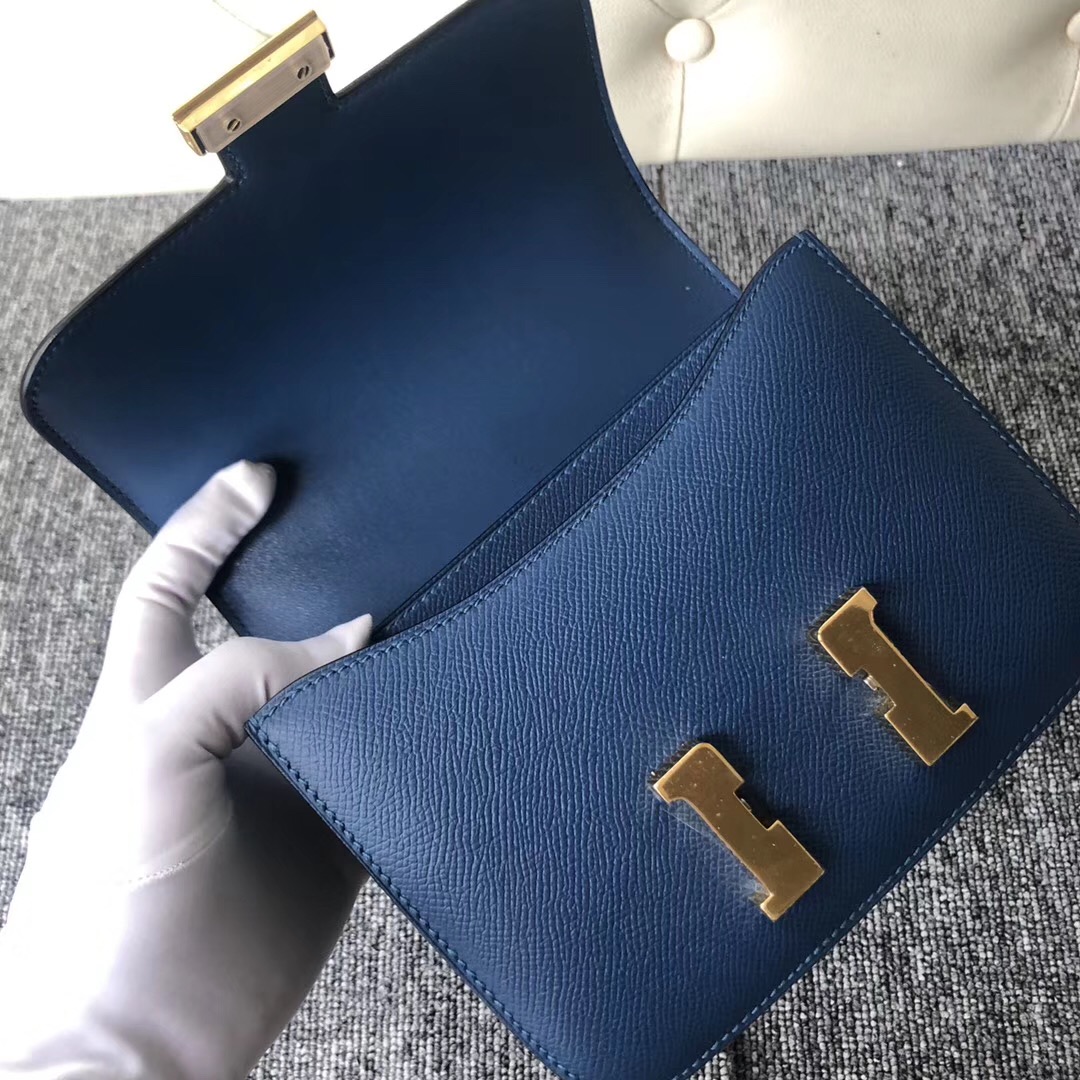 愛馬仕澳門壹號廣場專賣店 Hermes Constance 19cm S4 深邃藍 keep blue