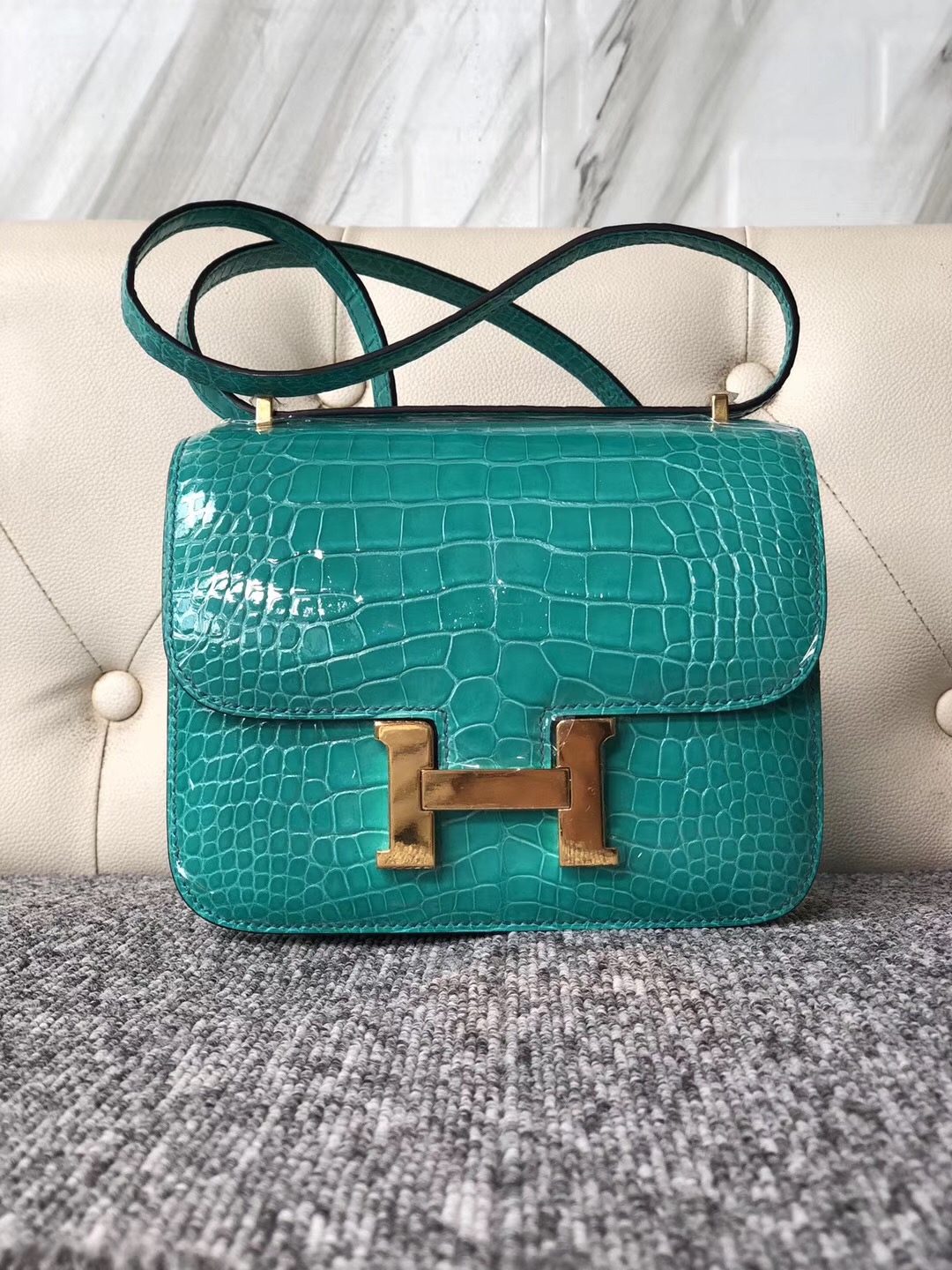 愛馬仕康康19官方售價 Hermes Constance 19cm O6帝王綠 Vert Jade