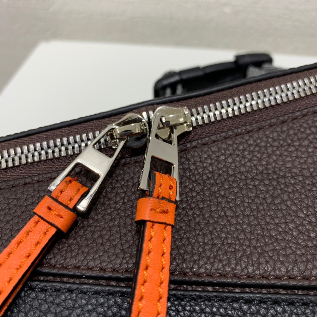 臺灣臺中市羅意威 LOEWE Puzzle Sling Chocolate Brown/Orange