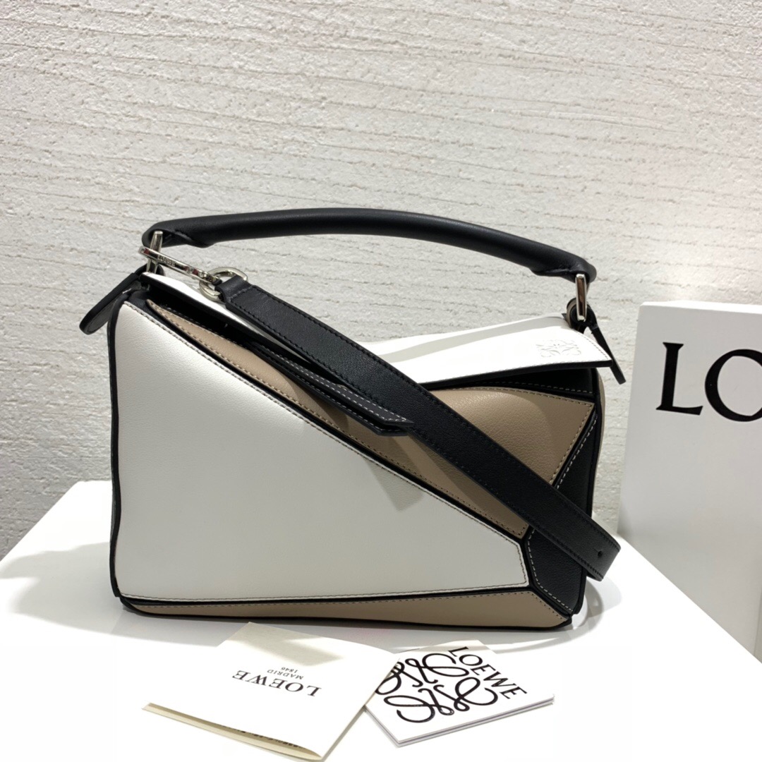 羅意威puzzle中號小號尺寸對比 LOEWE Puzzle Rugby Small Bag