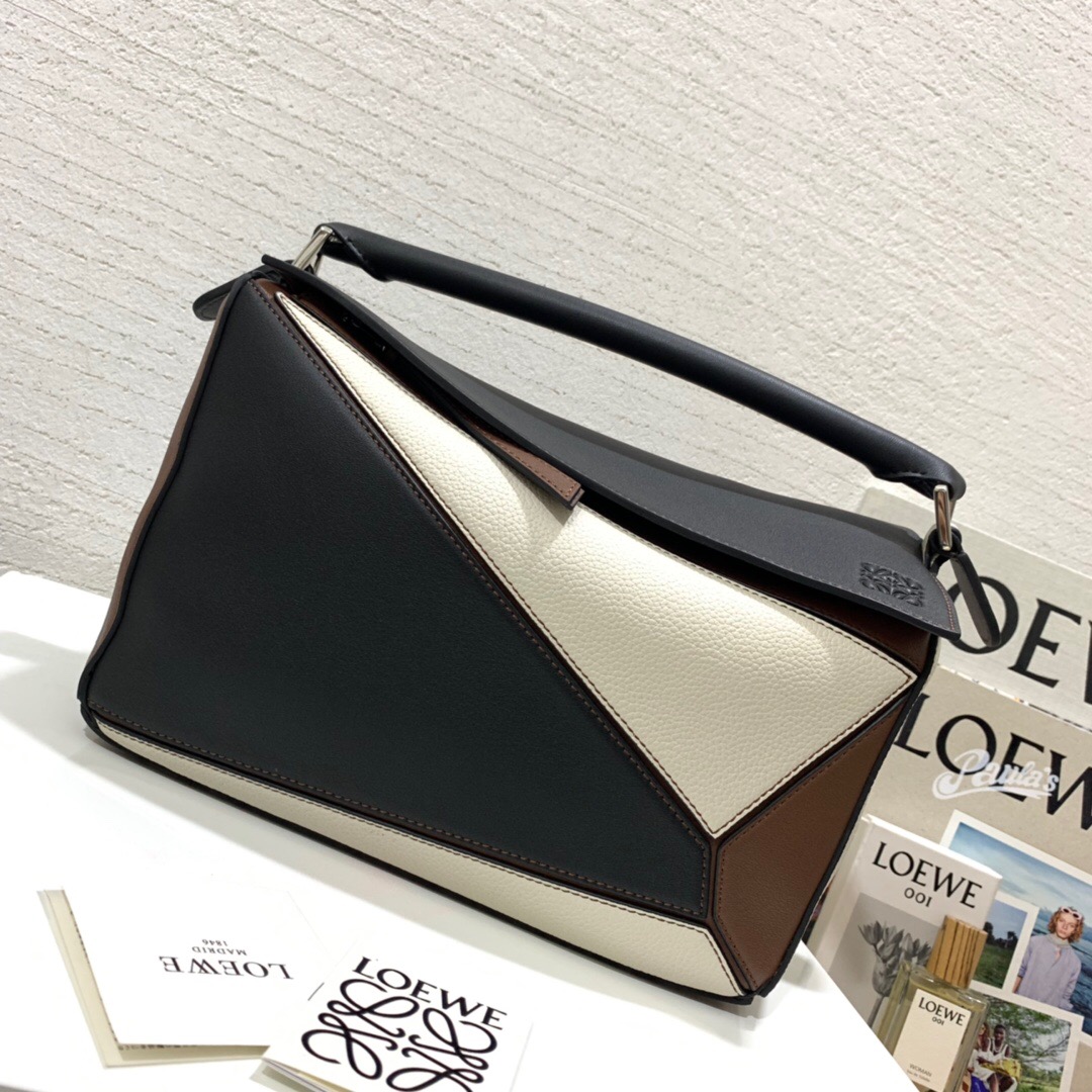 臺灣羅意威官網價格及圖片 LOEWE Puzzle Small Bag Black/Brunette