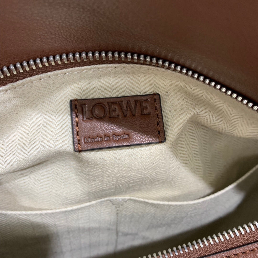 臺灣羅意威官網價格及圖片 LOEWE Puzzle Small Bag Black/Brunette