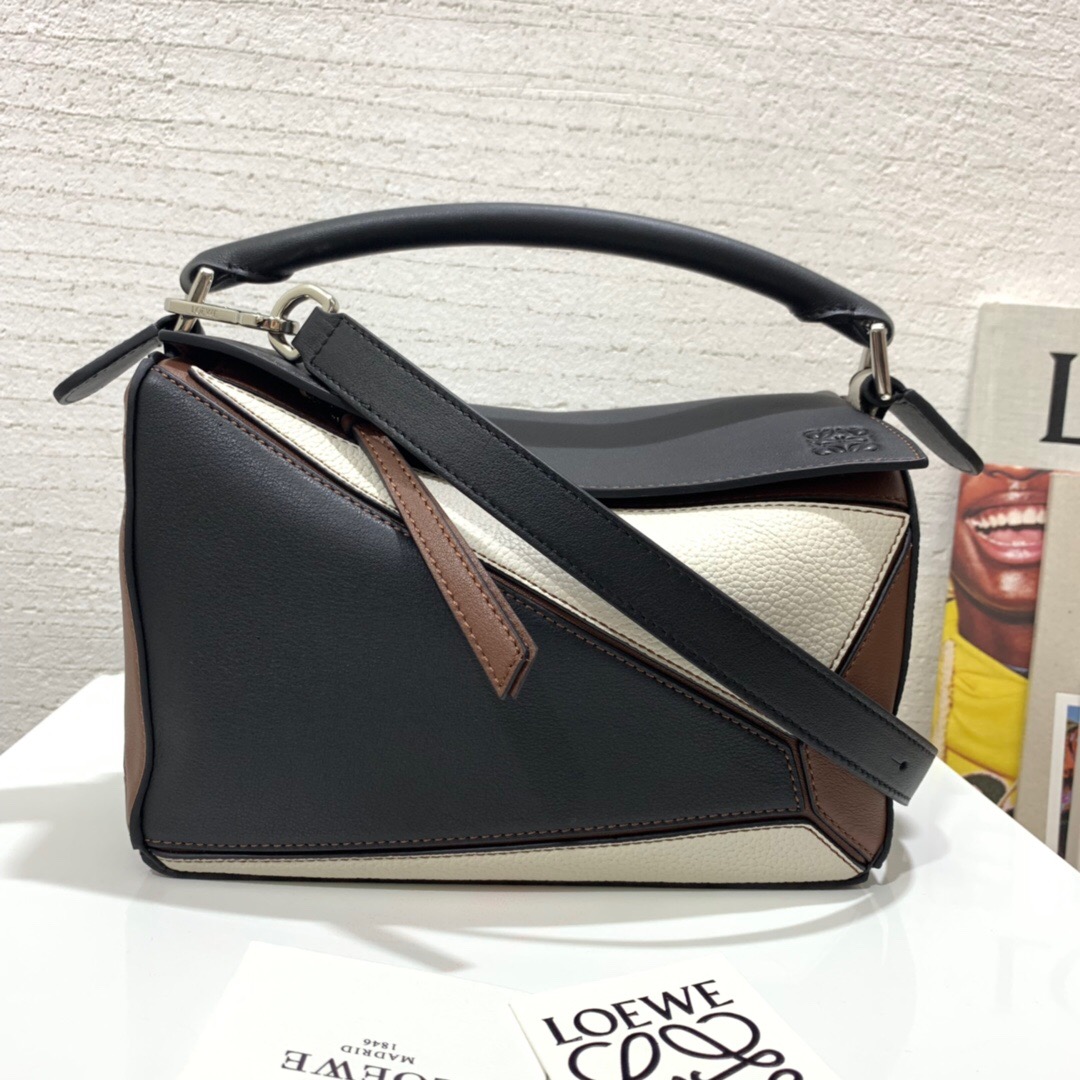 臺灣羅意威官網價格及圖片 LOEWE Puzzle Small Bag Black/Brunette