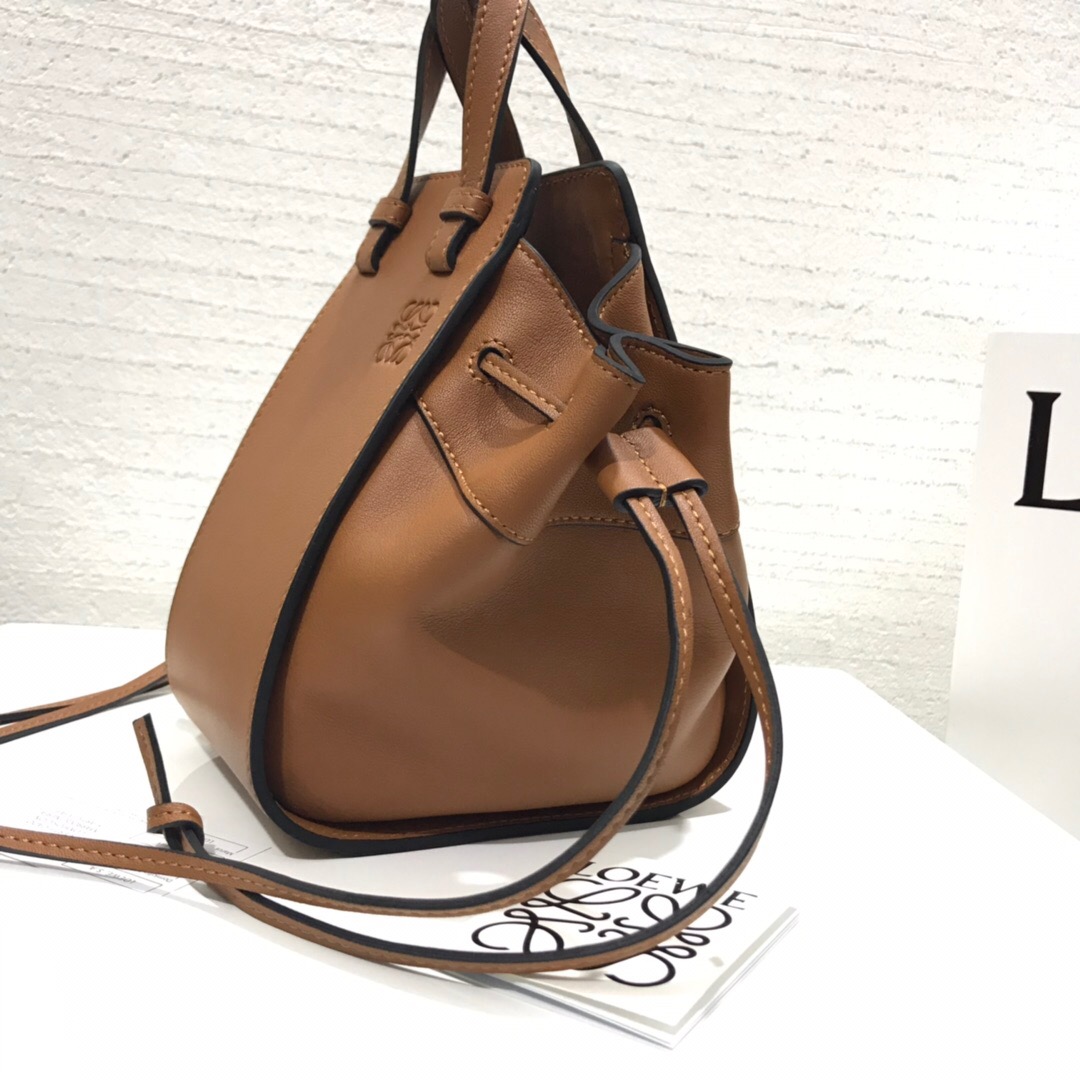 羅意威吊床包價格及圖片Loewe Hammock Drawstring Mini Bag 黄色