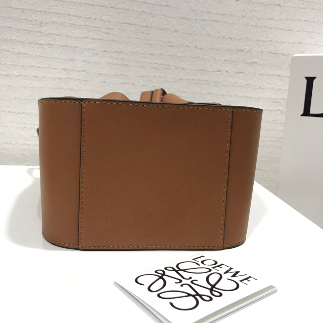 羅意威吊床包價格及圖片Loewe Hammock Drawstring Mini Bag 黄色