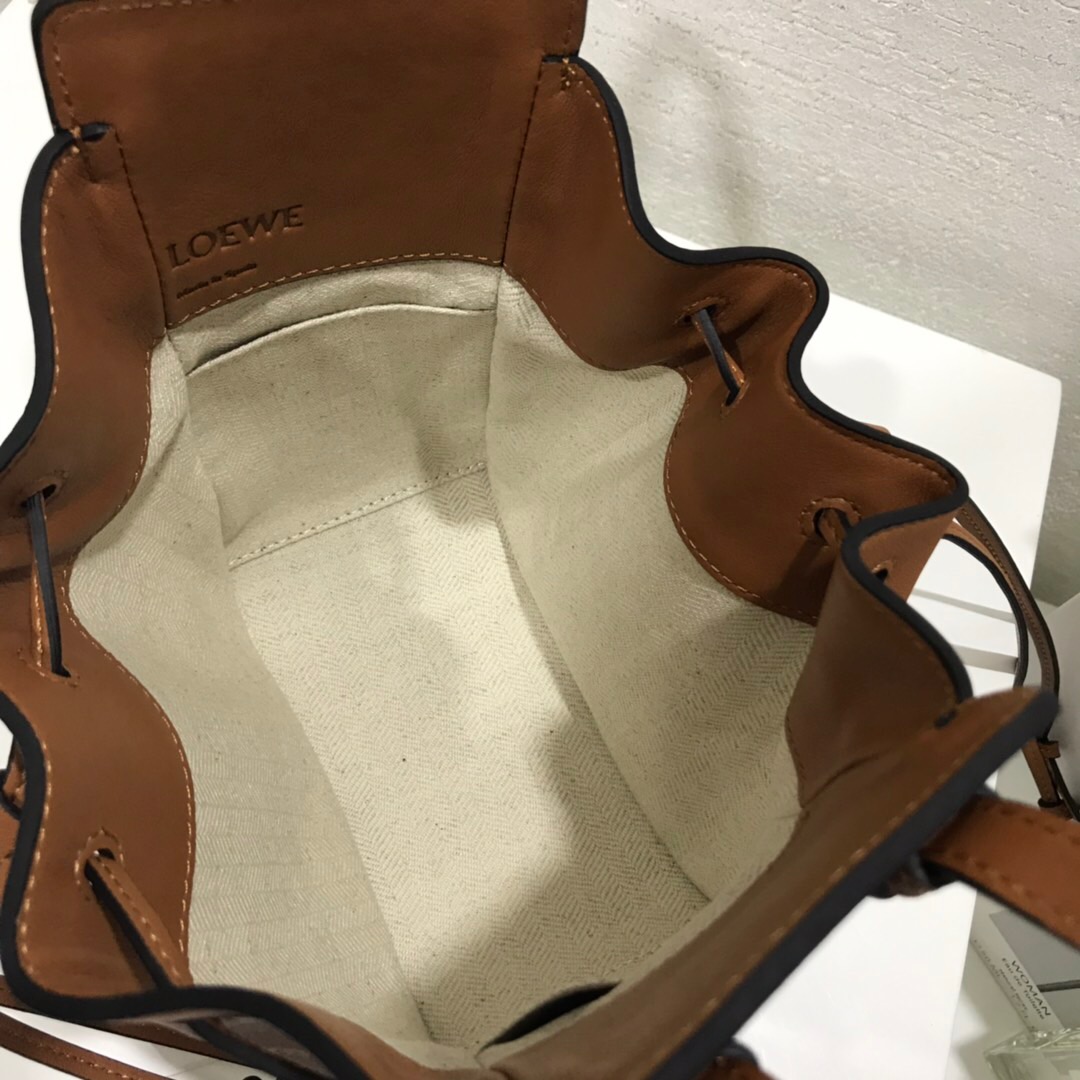 羅意威吊床包價格及圖片Loewe Hammock Drawstring Mini Bag 黄色