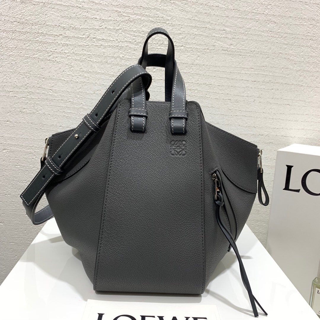 臺灣臺北市羅意威吊床包價格 Loewe Hammock Hammock Small Bag 铁灰色