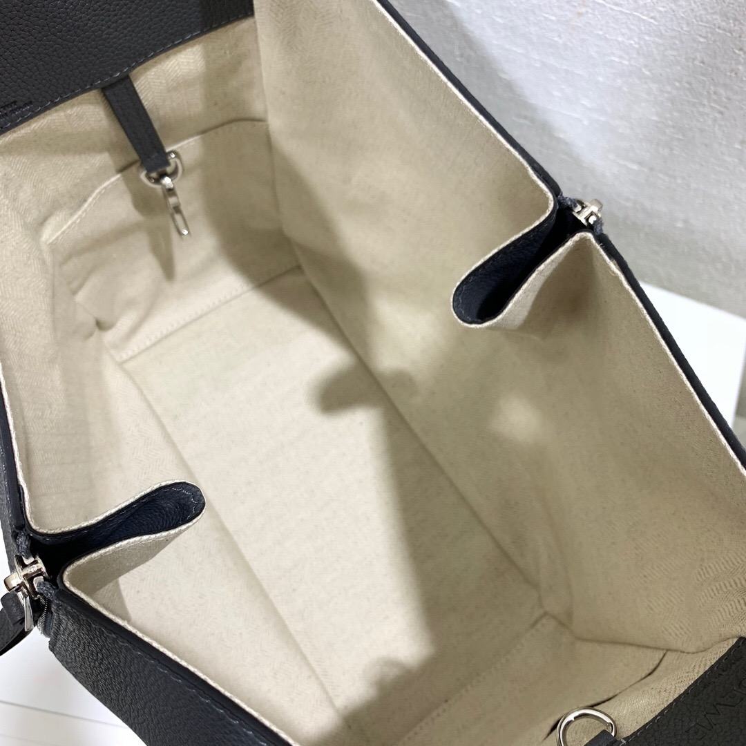 臺灣臺北市羅意威吊床包價格 Loewe Hammock Hammock Small Bag 铁灰色