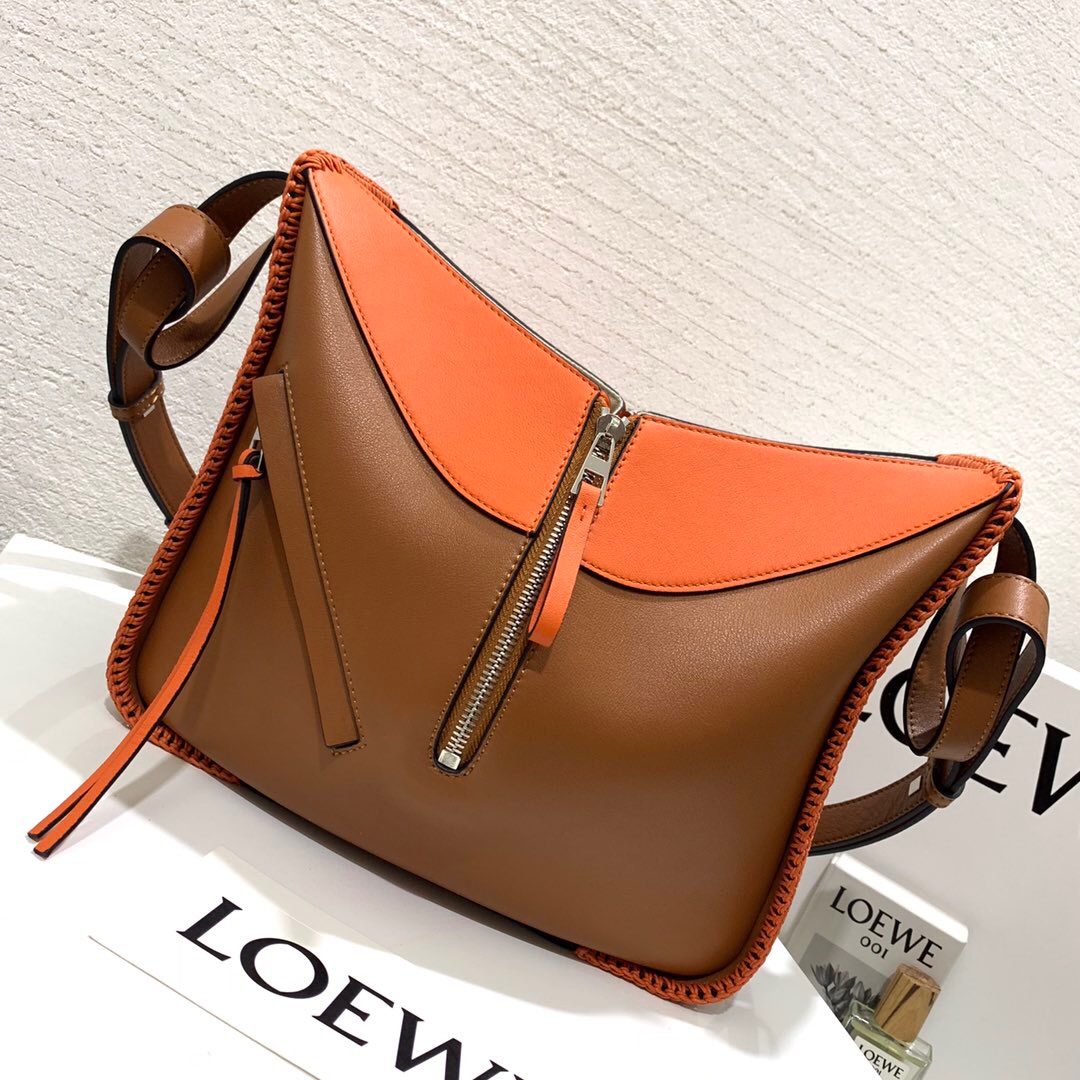 香港九龍城區羅意威官網 Hammock Whipstitch Small Bag Tan/Orange