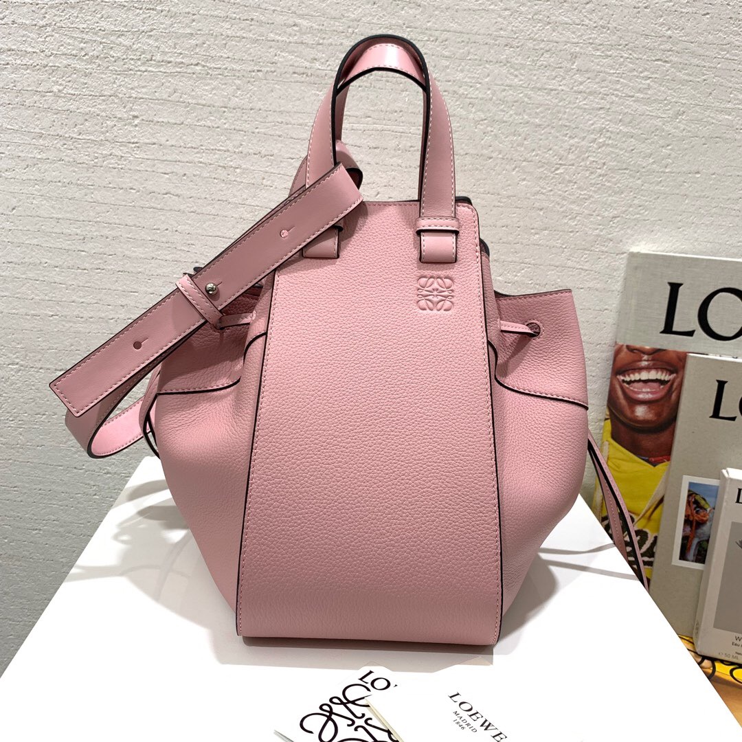 羅意威香港官網 吊床包價格 Loewe Hammock Small Bag Pastel Pink