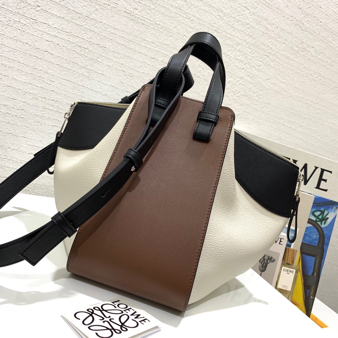 羅意威女包價格官網 Loewe Hammock Small Bag Black/Brunette