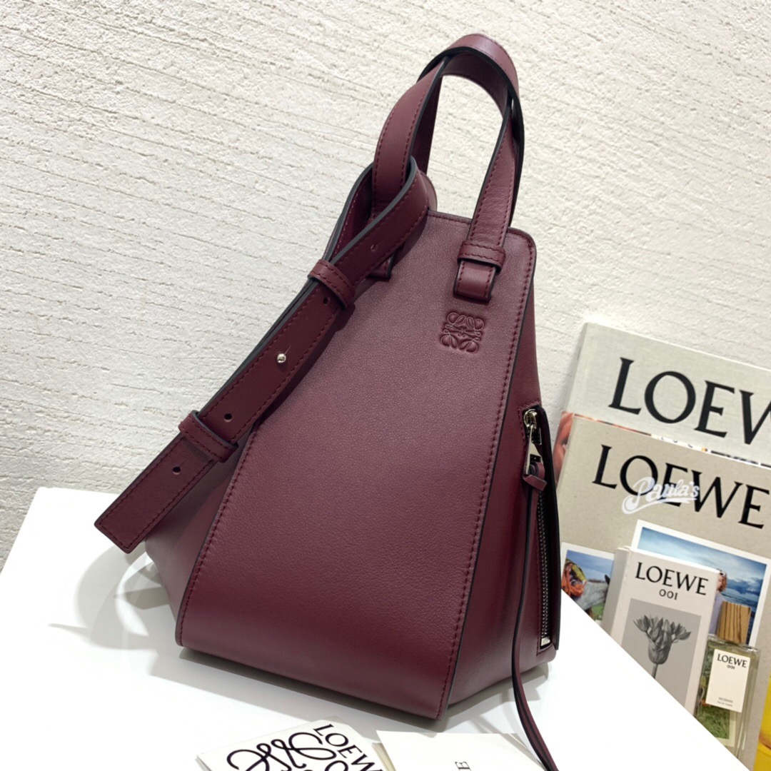 羅意威香港官網價格表 Loewe Hammock Small Bag