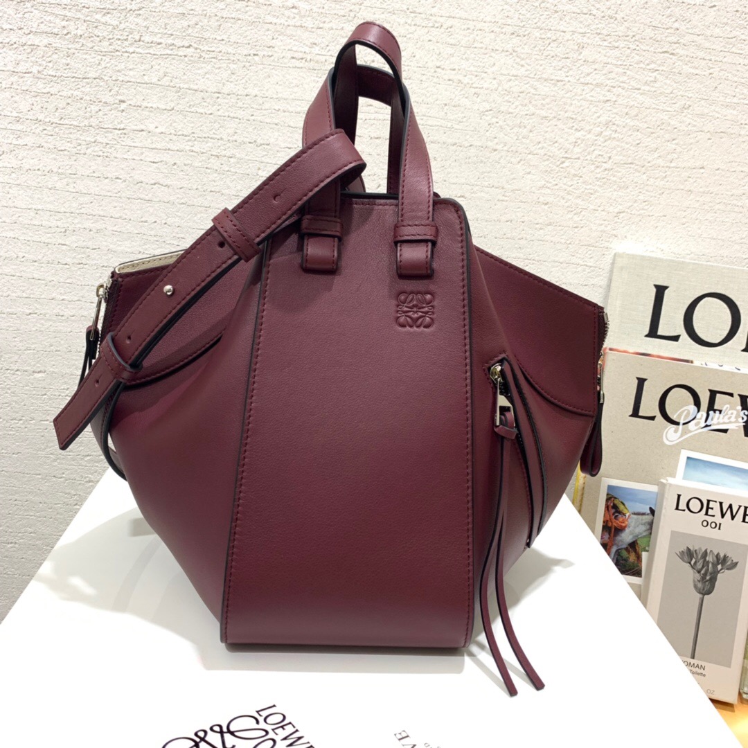 羅意威香港官網價格表 Loewe Hammock Small Bag