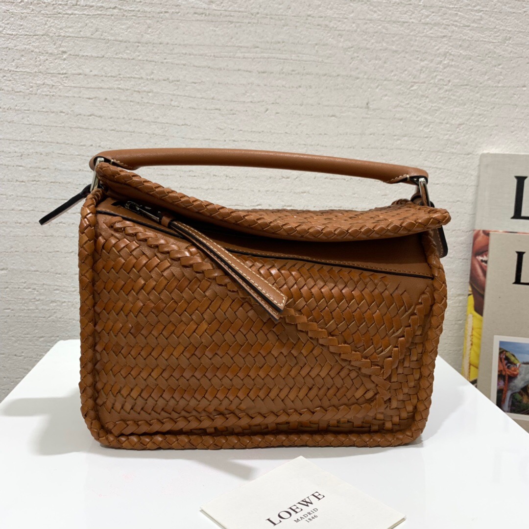 羅意威包包臺灣官網 LOEWE Puzzle Woven Small Bag 棕色