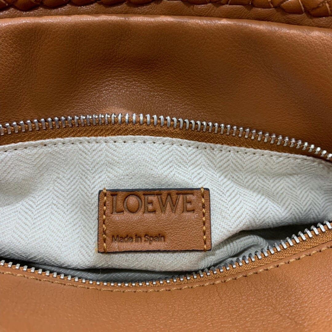 羅意威包包臺灣官網 LOEWE Puzzle Woven Small Bag 棕色