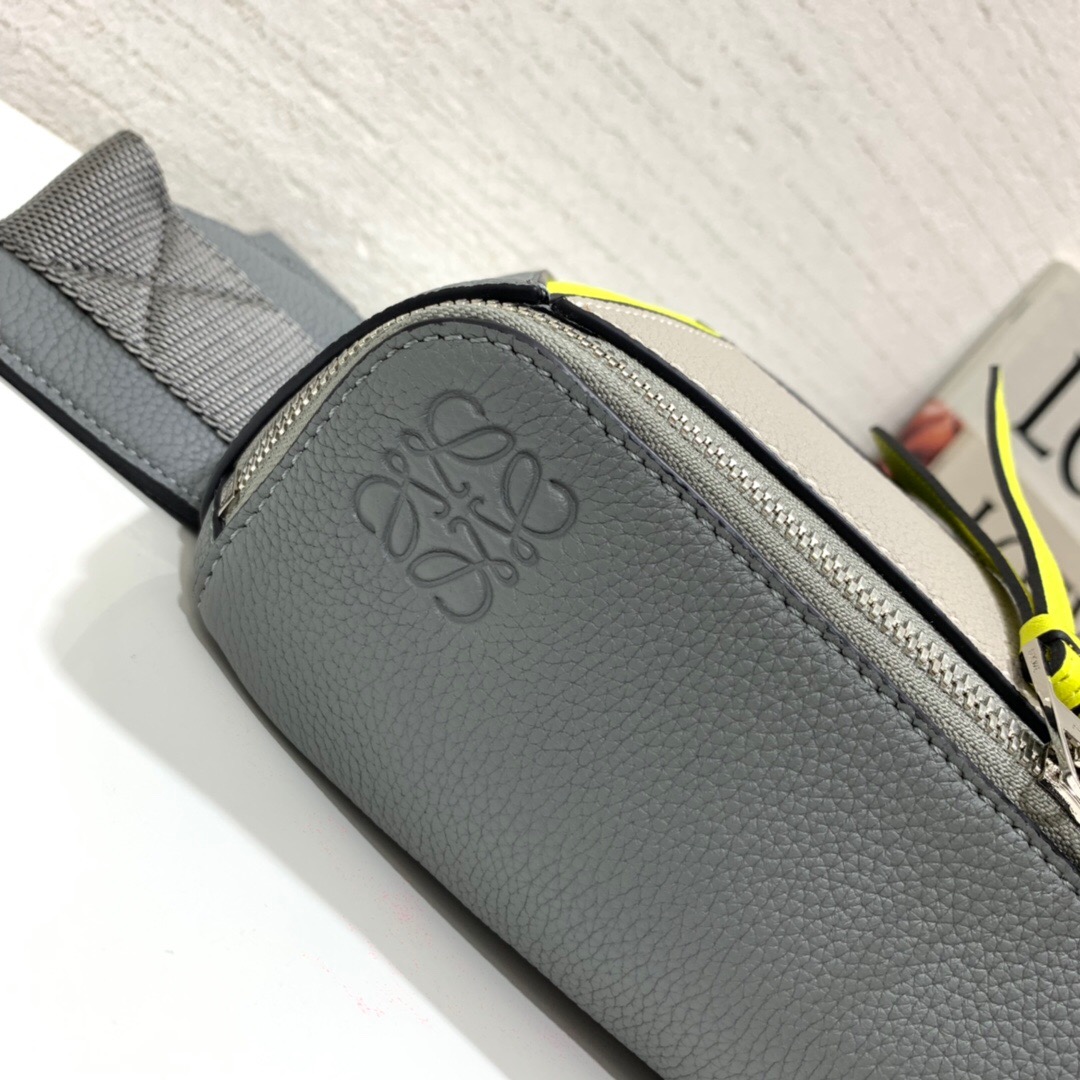 羅意威意大利官網 LOEWE Puzzle Sling Grey/Yellow