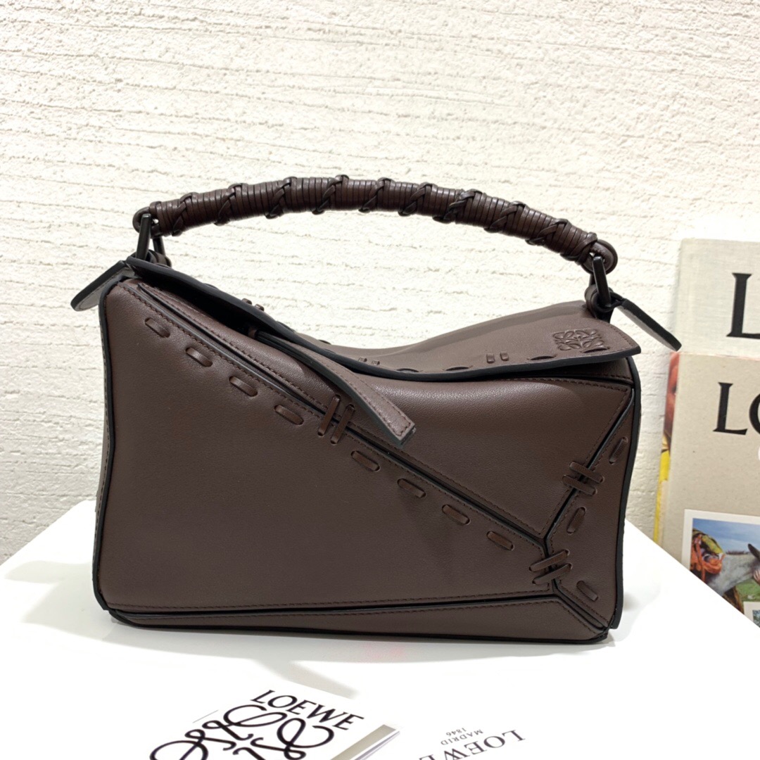 香港 羅意威幾何包幾個尺寸 價格及圖片LOEWE Puzzle Small Bag