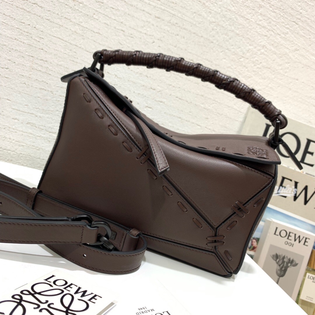 香港 羅意威幾何包幾個尺寸 價格及圖片LOEWE Puzzle Small Bag