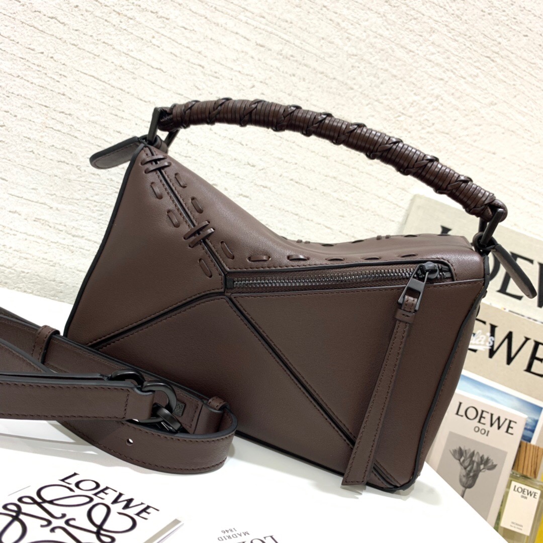 香港 羅意威幾何包幾個尺寸 價格及圖片LOEWE Puzzle Small Bag