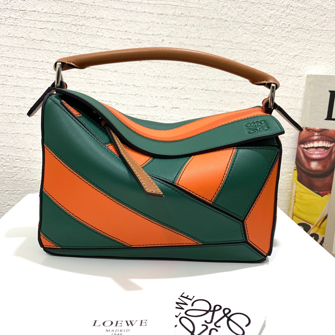 臺中羅意威幾何包價格 LOEWE Puzzle Rugby Small Bag orange/green