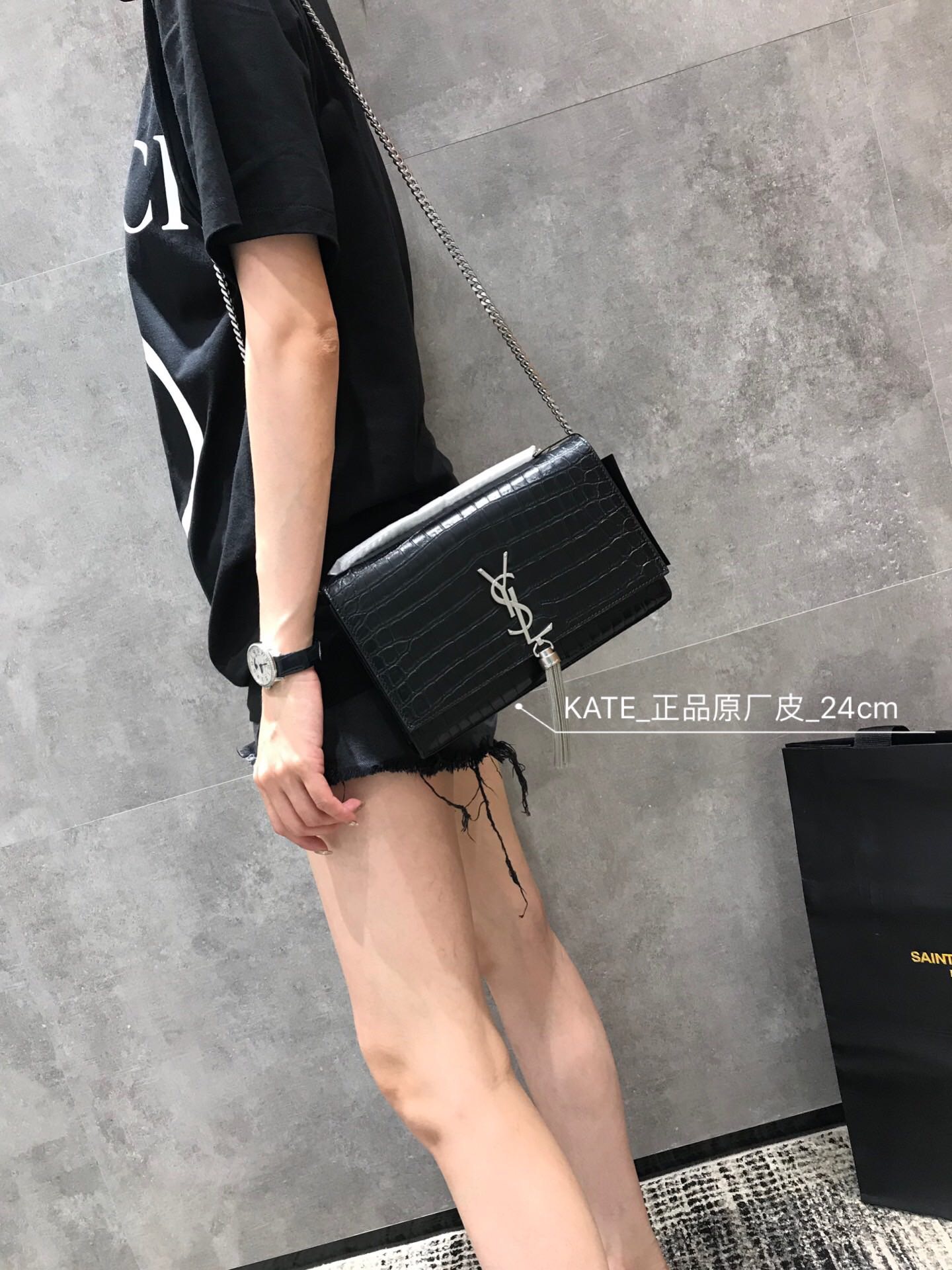 聖羅蘭 YSL 354119 MONOGRAMME SAINT LAURENT 中號流蘇鱷魚紋手袋