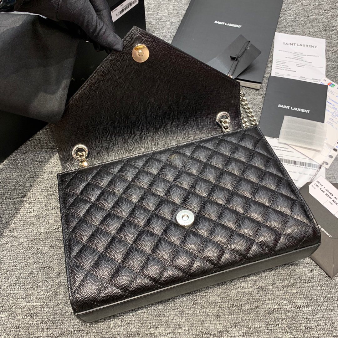 YSL ENVELOPE MEDIUM BAG 中號絎縫織紋黑色皮革信封包