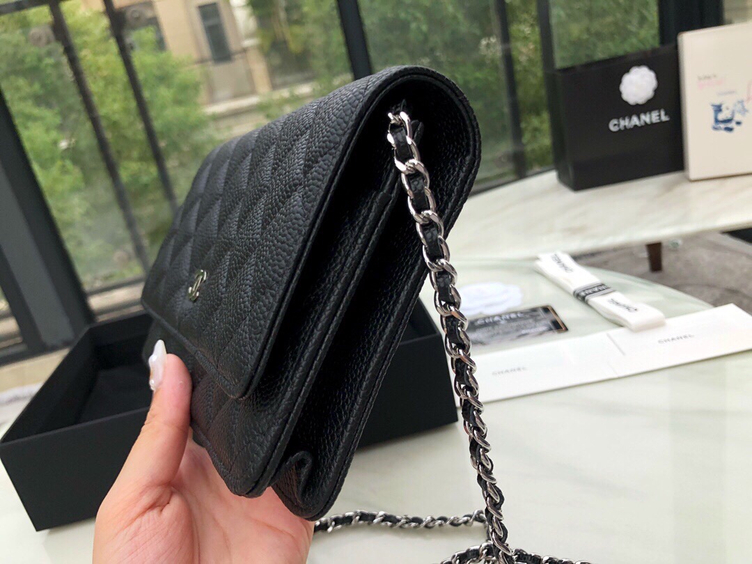 臺灣臺北市 WOC發財包 Chanel Wallet On Chain 魚子醬小牛皮