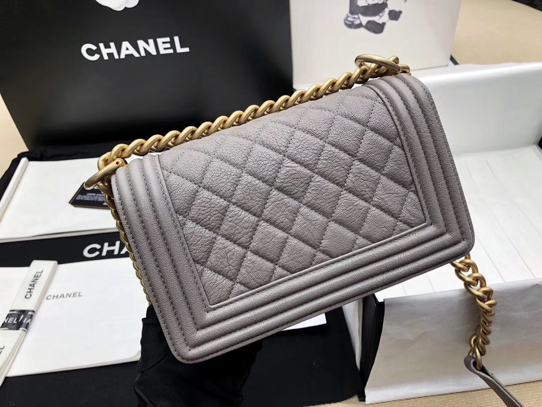 新加坡chanel leboy官方售價 2019 香奈兒leboy中號專櫃價格