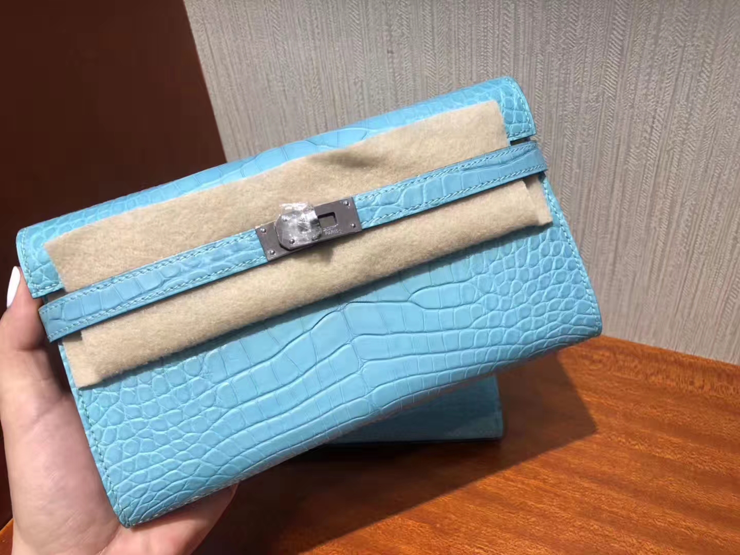 香港深水埗區愛馬仕凱莉錢夾 Hermes Kelly Wallet 3Z聖西爾藍