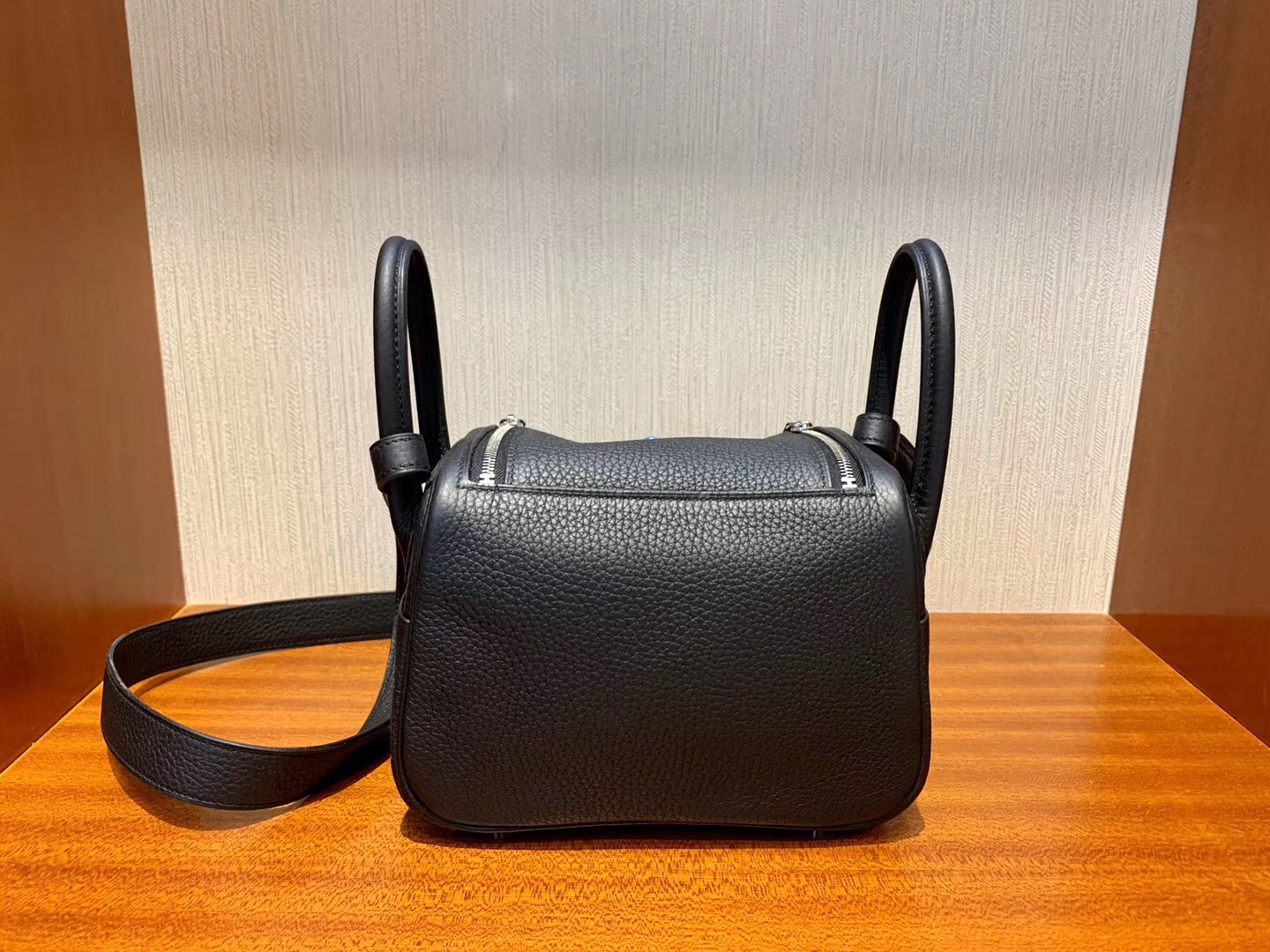 愛馬仕lindy迷妳19尺寸 Hermes mini Lindy taurillon Clemence leather CC89黑色