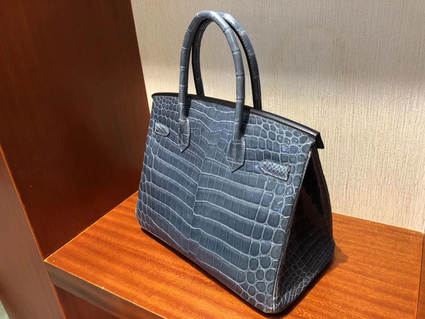 香港香港島中西區 Hermes Birkin 30cm CK75牛仔藍 Blue Jean 尼羅鱷