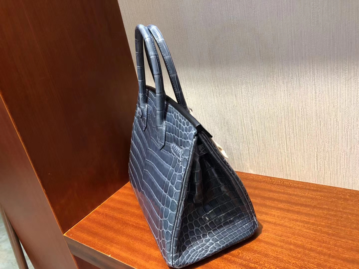 香港香港島中西區 Hermes Birkin 30cm CK75牛仔藍 Blue Jean 尼羅鱷