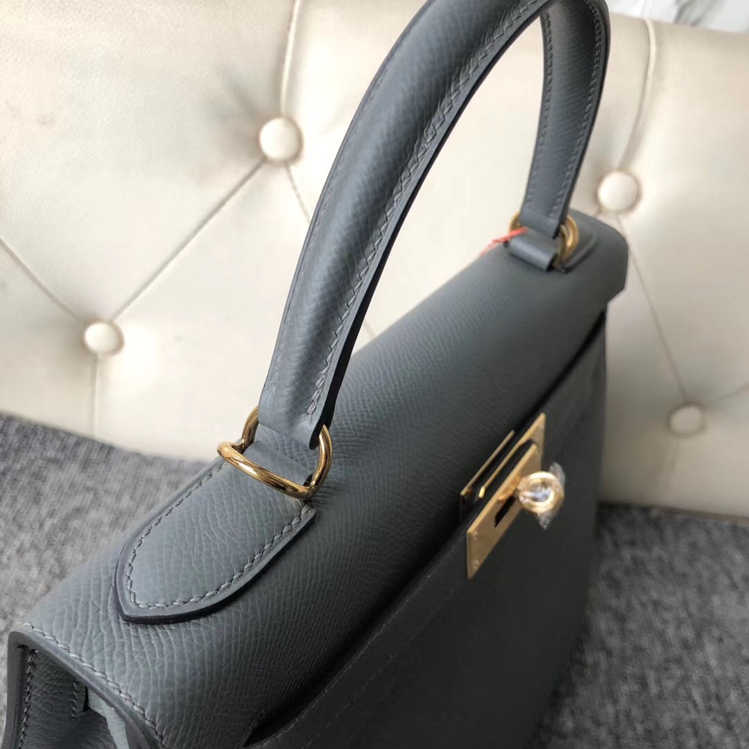 爱马仕CC63杏绿色 Hermes Kelly 28cm CC63杏绿色 VERT AMANDE