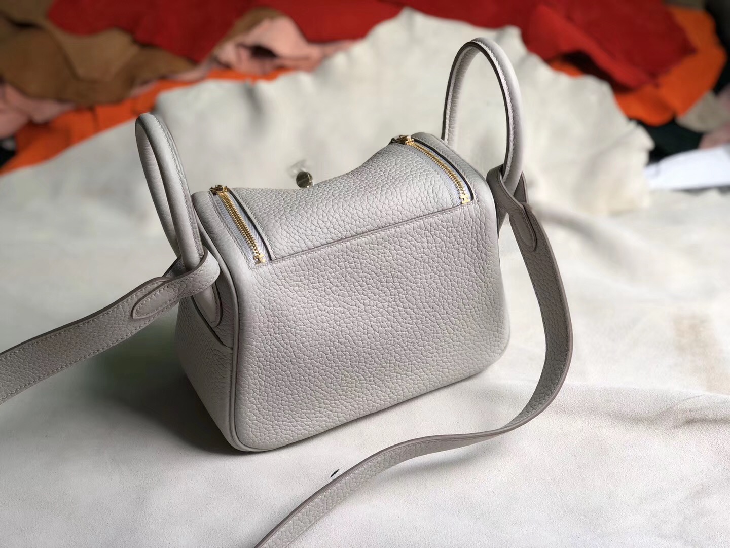 香港愛馬仕琳迪包定制 Hermes mini Lindy CK80珍珠灰 Pearl Grey Taurillon Clemence