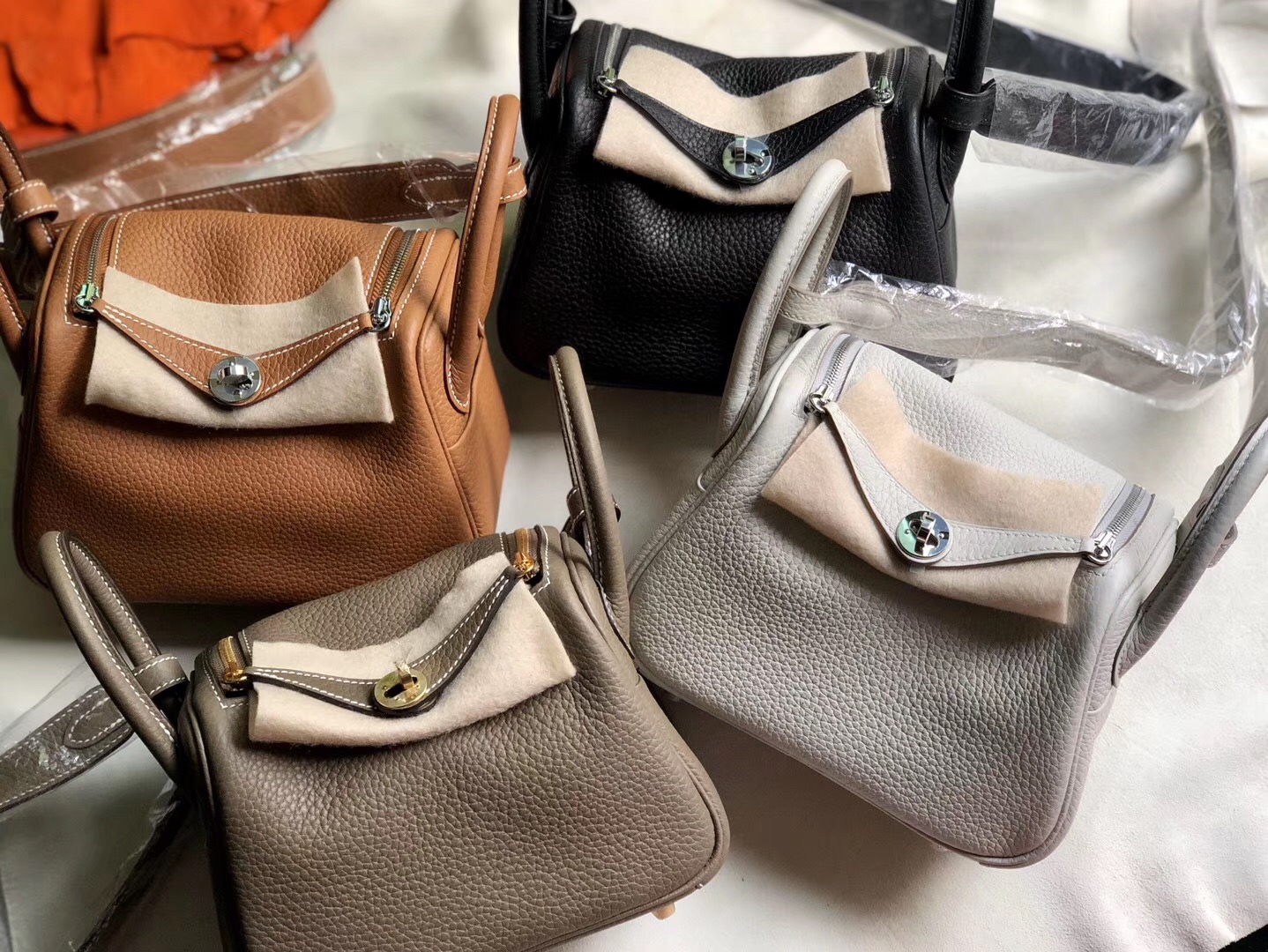 臺灣臺北市 新北市 Hermes Mini Lindy CK80珍珠灰 Pearl Grey 禦用原裝TC大牛皮