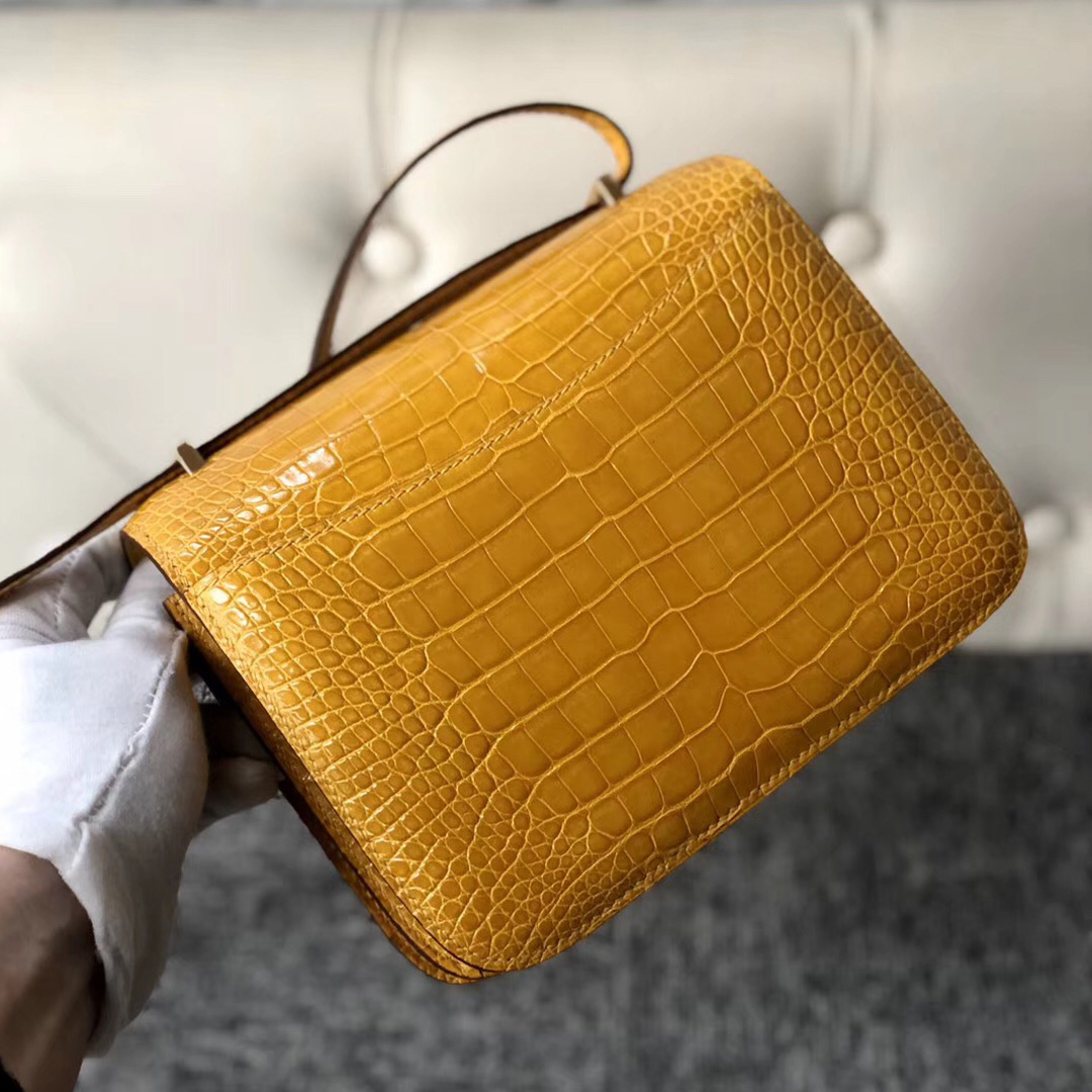 愛馬仕包包香港觀塘區官網 Hermes Constance 19cm 9D琥珀黃 Amber 美洲鱷