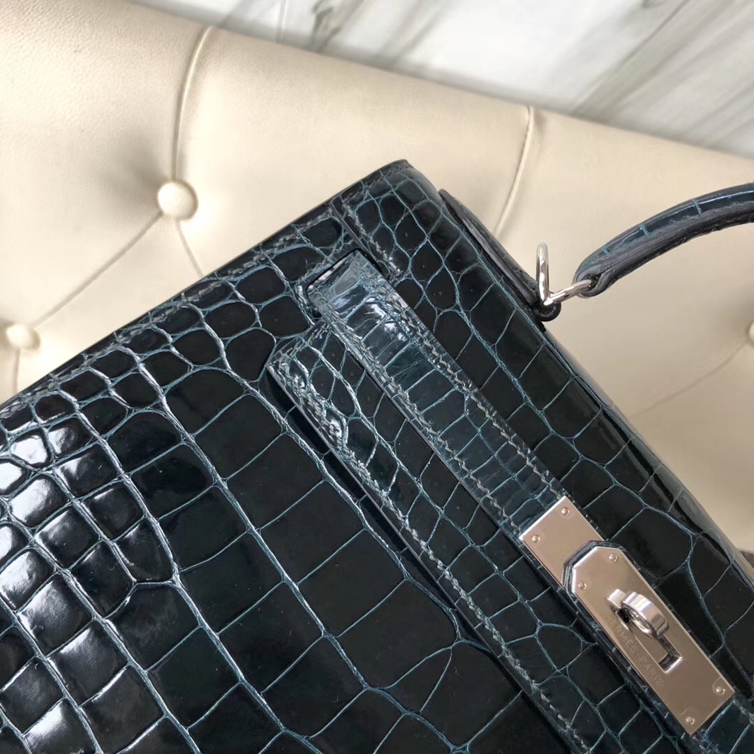 臺灣新北市愛馬仕外縫凱莉包 Hermes Kelly 28cm 1P鴨子藍 Blue Colvert 倒V 澳洲灣鱷