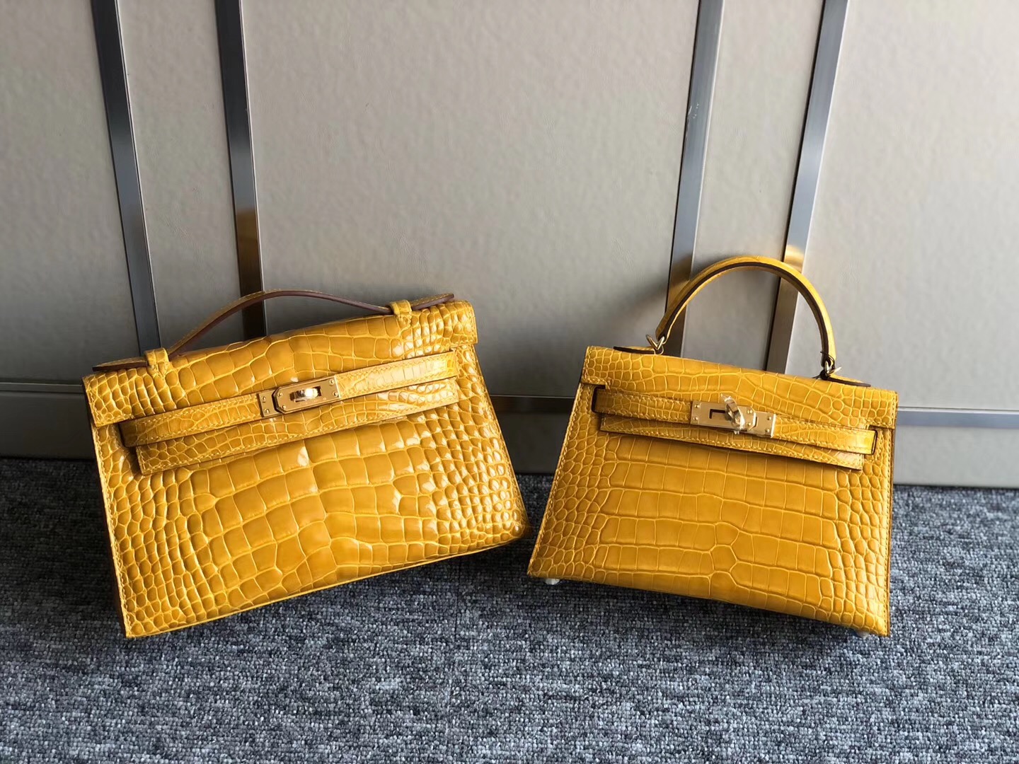 香港半山愛馬仕Hermes minikelly二代尺寸大小/MiniKelly Pochette 9D琥珀黃 Amber