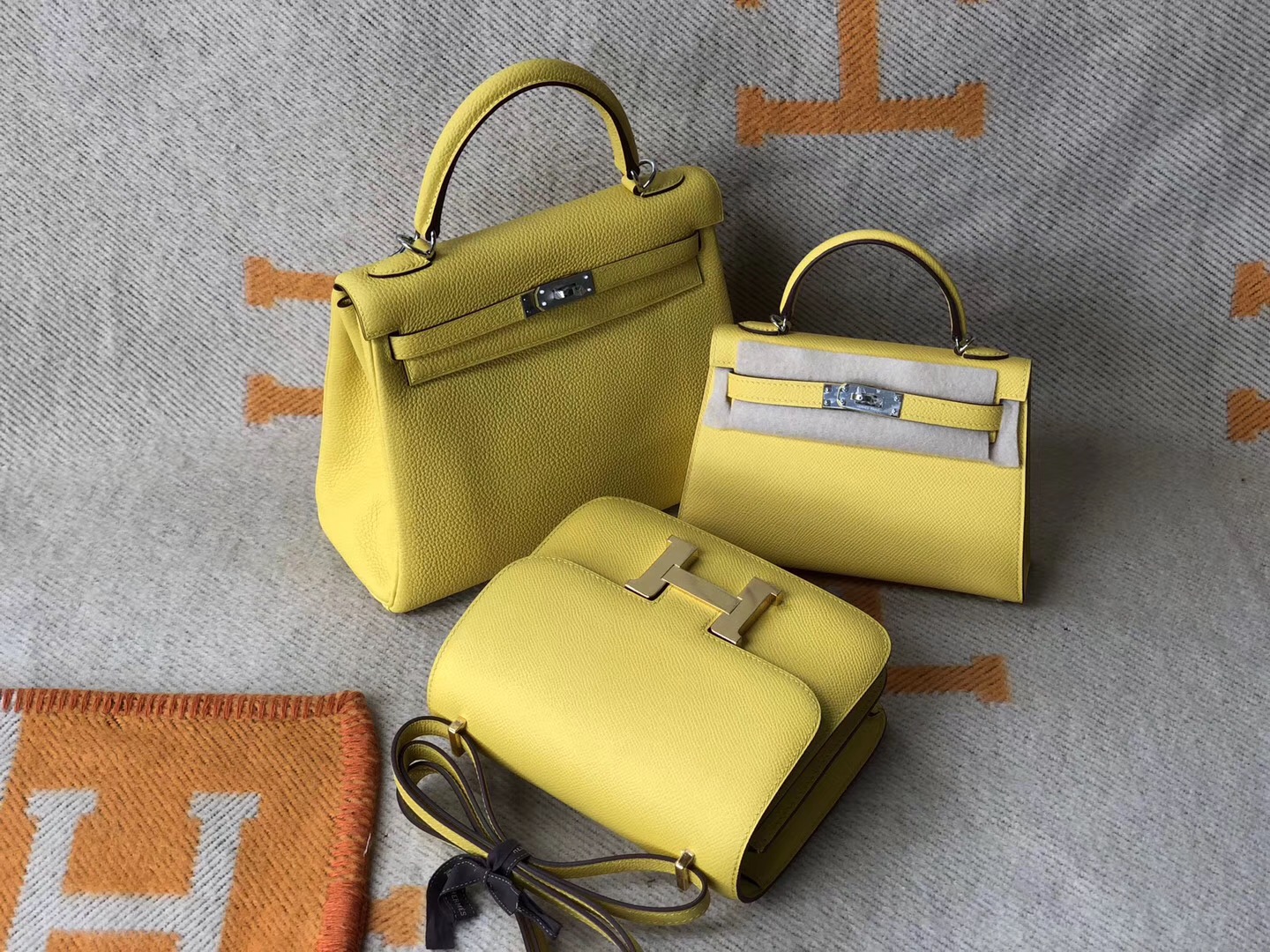 Macao Hermes Kelly mini 二代 /Constance 19cm 9O那不勒斯黃 jaune de naples