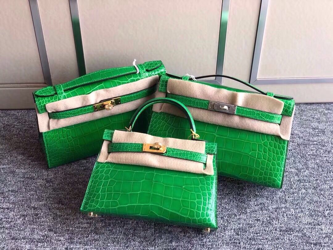 Hermes MiniKelly Pochette / MiniKelly 2代 1L仙人掌綠 Cactus大小對比圖