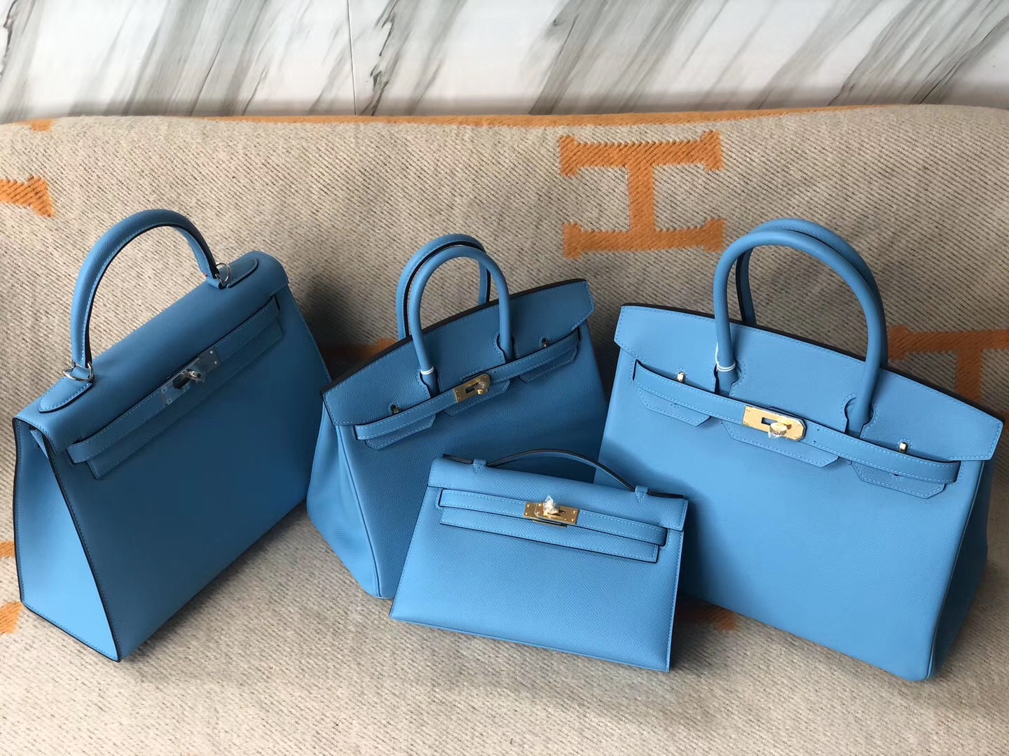 Hong Kong Hermes Kelly 25cm 28cm 大小對比圖 P3 北方藍 Blue de nord