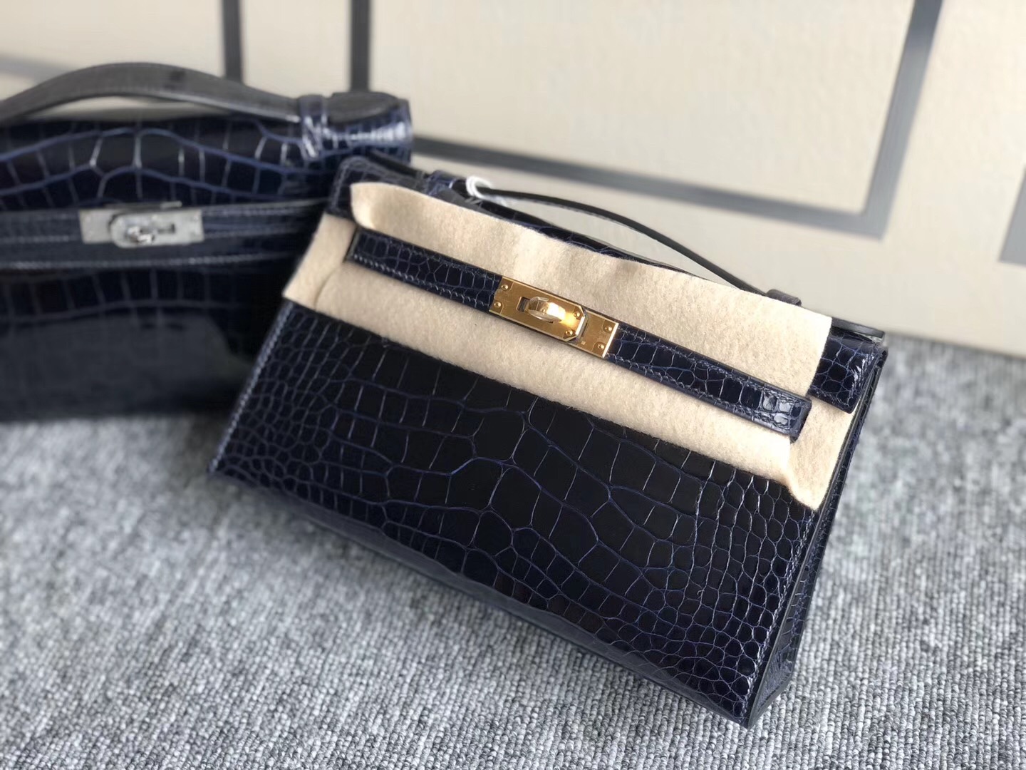 愛馬仕Hermes minikelly pochette購買分享 CK73寶石藍 Blue sapphire