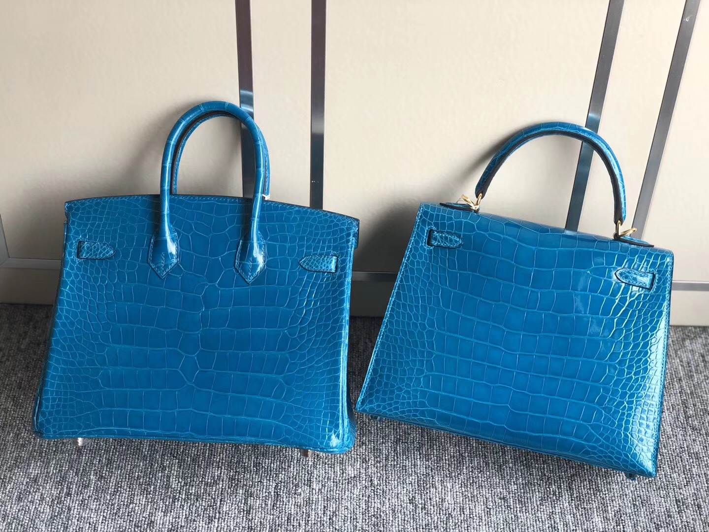 愛馬仕鉑金包價格多少錢壹個？Hermes Birkin kelly 25cm 7W伊茲密爾藍