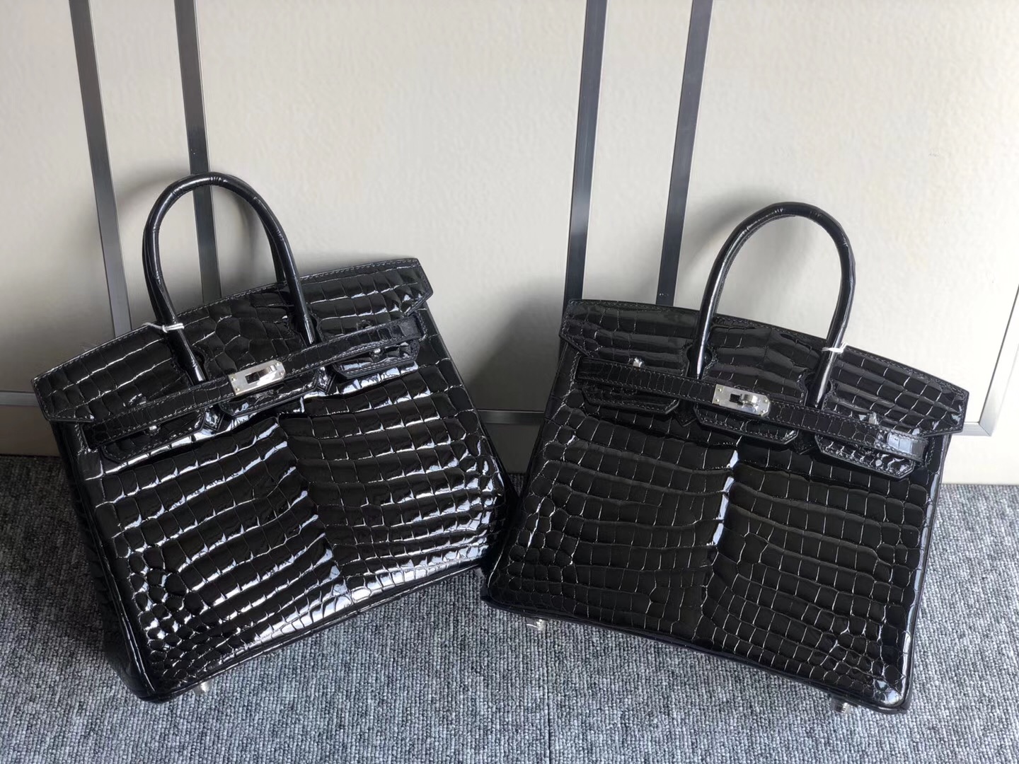 香港西貢區鉑金包 Hermes Birkin 25cm 尼羅供珠鱷魚CK89 Noir 黑色