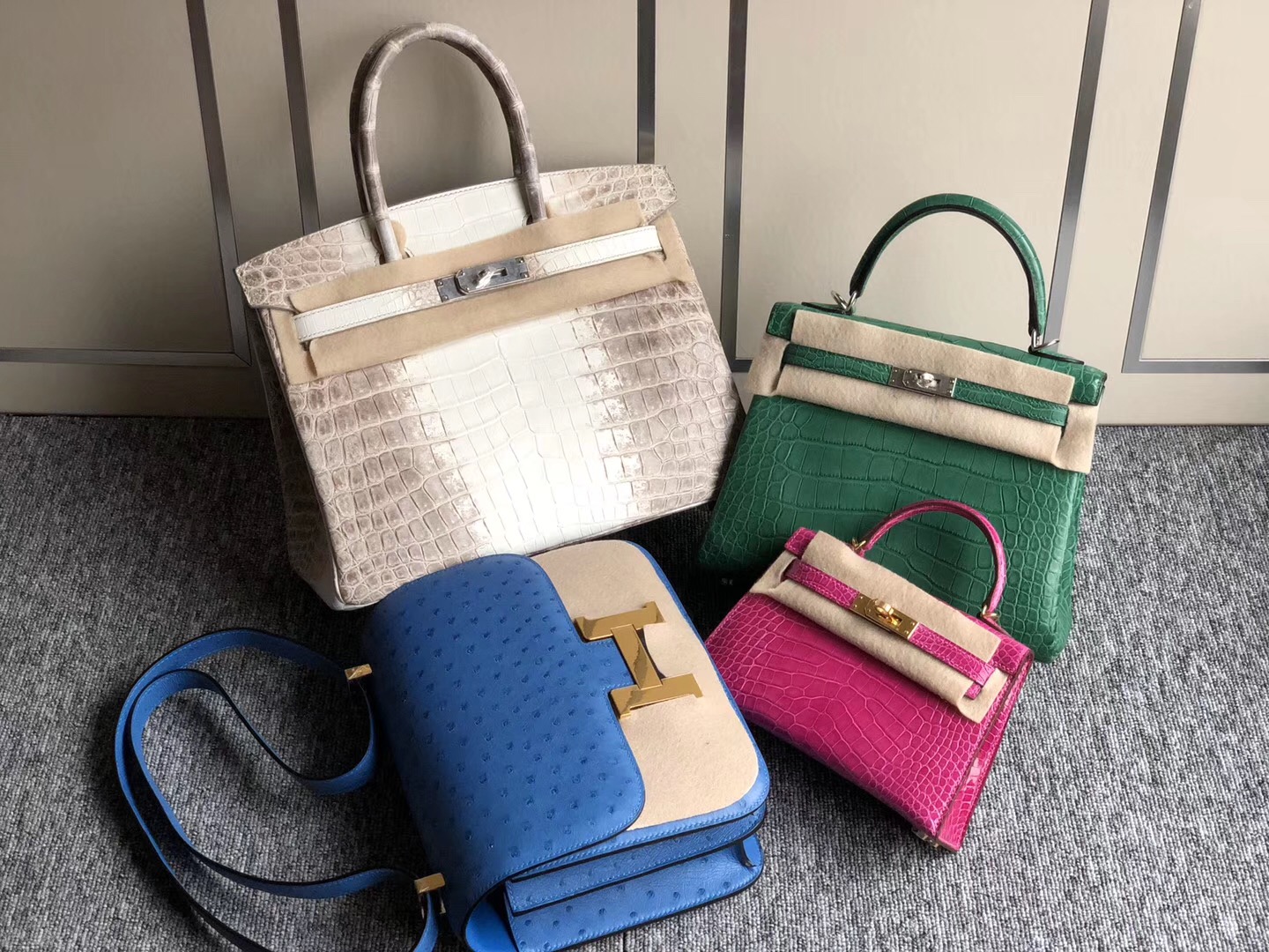 香港新界 九龍半島 愛馬仕Hermes Constance 24cm 7Q希臘藍 Blue Mykonos