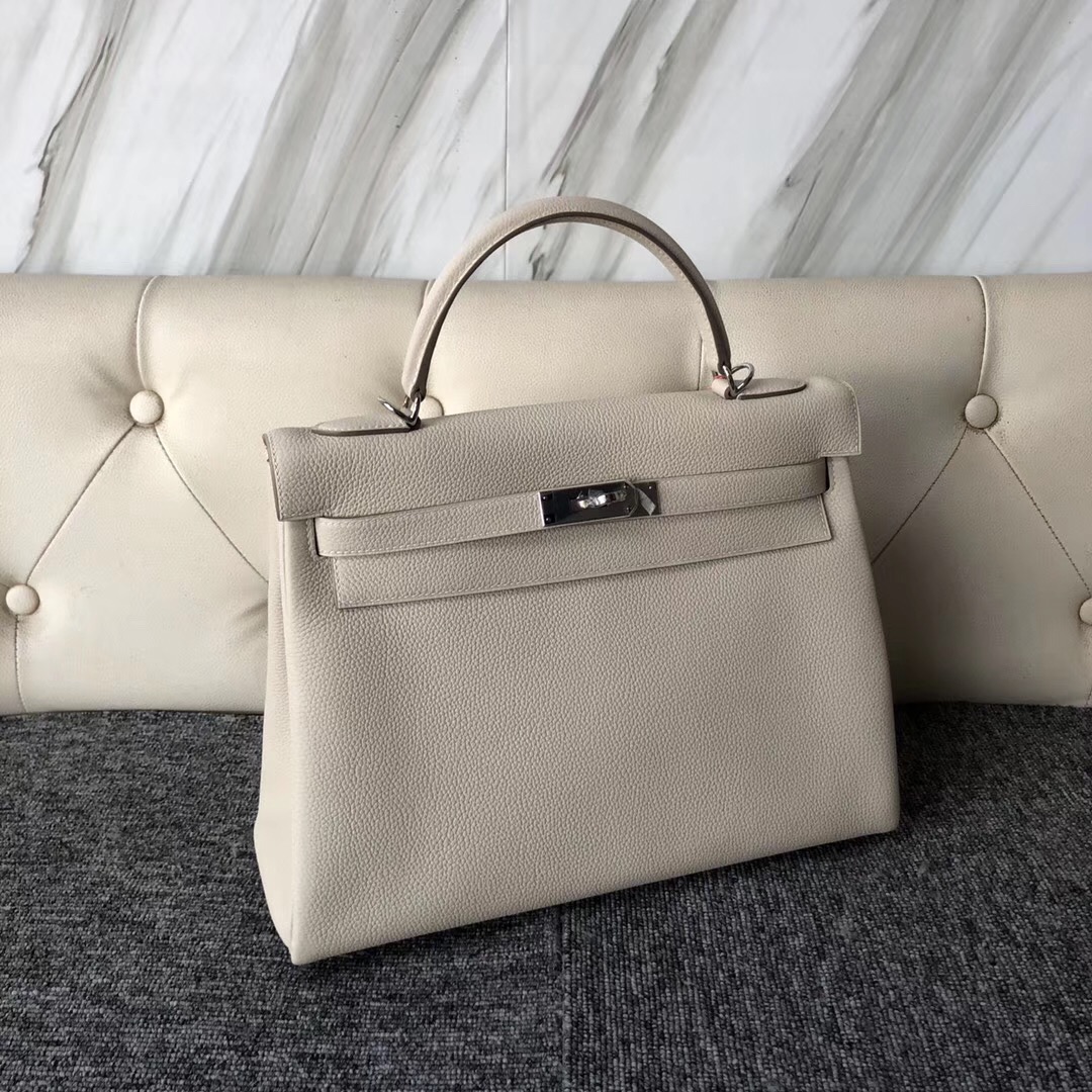 香港九龍城區 愛馬仕凱莉包32 多少錢 Hermes Kelly 32cm ck10奶昔白 Craie